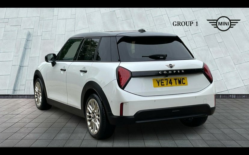 Mini Hatch Cooper C White #2