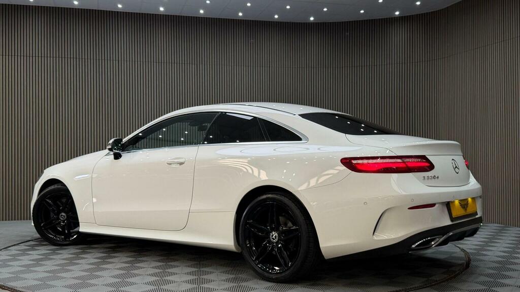 Mercedes-Benz E Class Coupe 2.0 E220d Amg Line G-tronic Euro 6 Ss SO19HRJ White #2