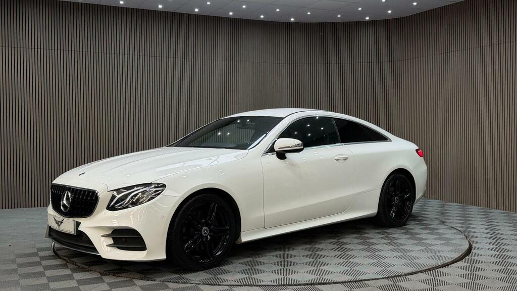 Mercedes-Benz E Class Coupe 2.0 E220d Amg Line G-tronic Euro 6 Ss SO19HRJ White #6