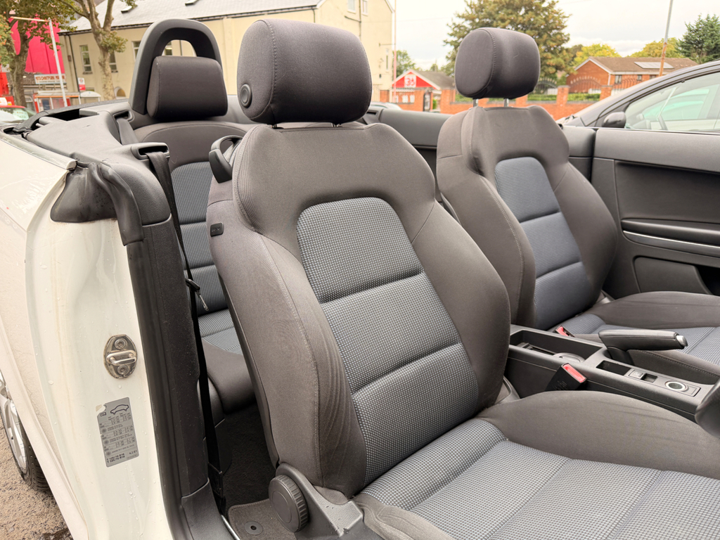 Audi Cabriolet 1.6 Tdi Sport Euro 5 Ss Black #11