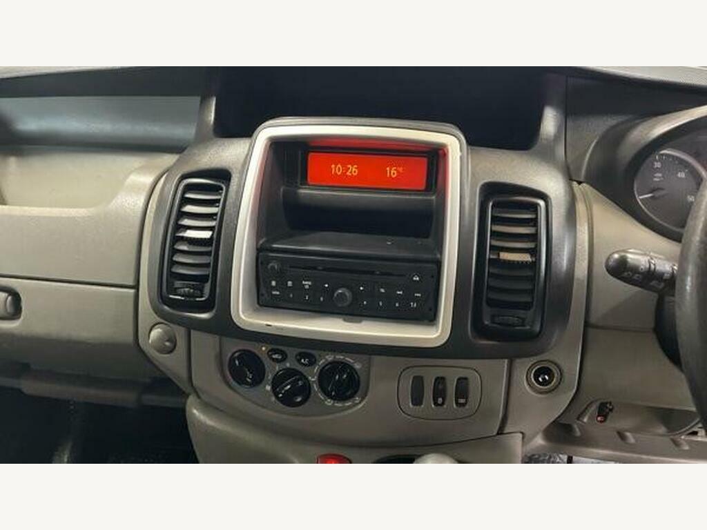 Vauxhall Vivaro 2.0 2700 Cdti Sportive 113 Bhp Silver #8