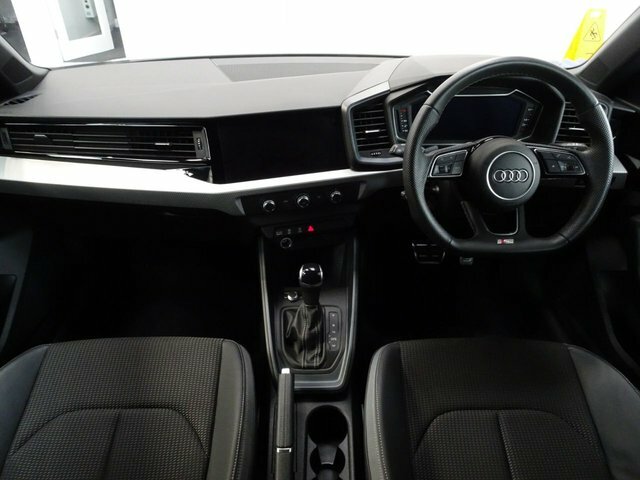 Audi A1 1.0 Tfsi 30 Black Edition Sportback S T Black #2