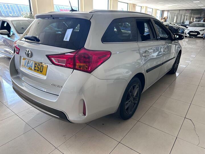 Toyota Auris 1.6 V-matic Icon Touring Sports Multidrive S Euro Silver #3
