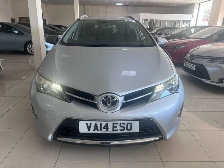 Toyota Auris 1.6 V-matic Icon Touring Sports Multidrive S Euro Silver