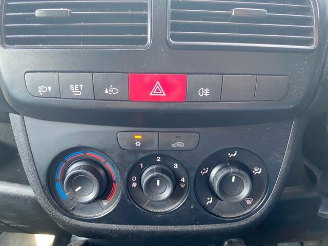 Vauxhall Combo 1.3 Cdti 2300 Ecoflex Silver #2