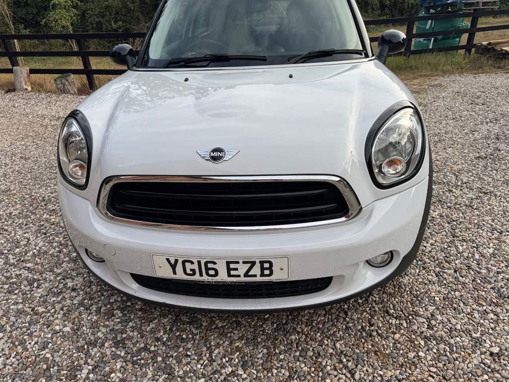 Mini Paceman Cooper D All4 White #5