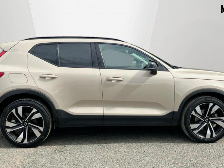 Volvo XC40 Xc40 2.0 B4p Ultra Dark Gold #3