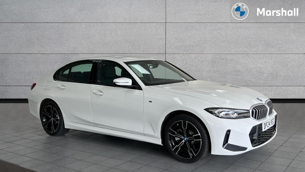 BMW 3 Series 3 Series 330E M Sport Step DP24RSZ White
