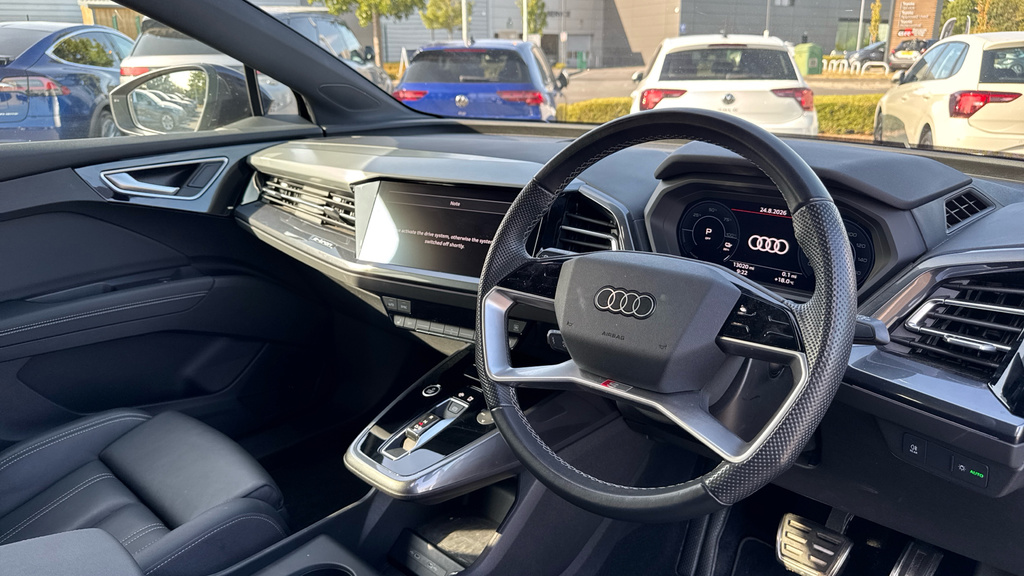 Audi Q4 E Tron Q4 210Kw 45 82Kwh S Line Leather Purple #6