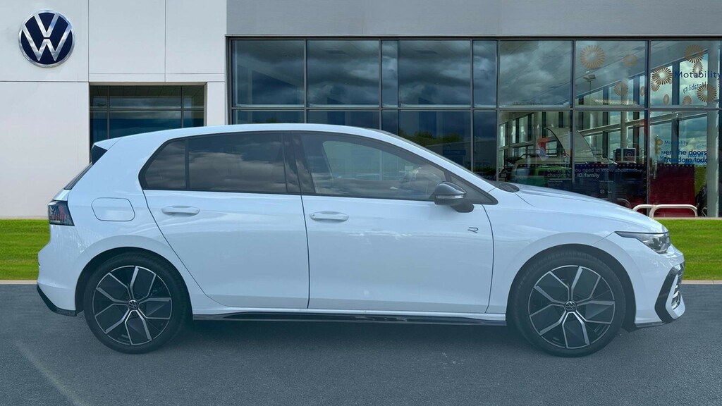 Volkswagen Golf Golf 1.5 Etsi 150 Black Edition Dsg LO26FUU White #4