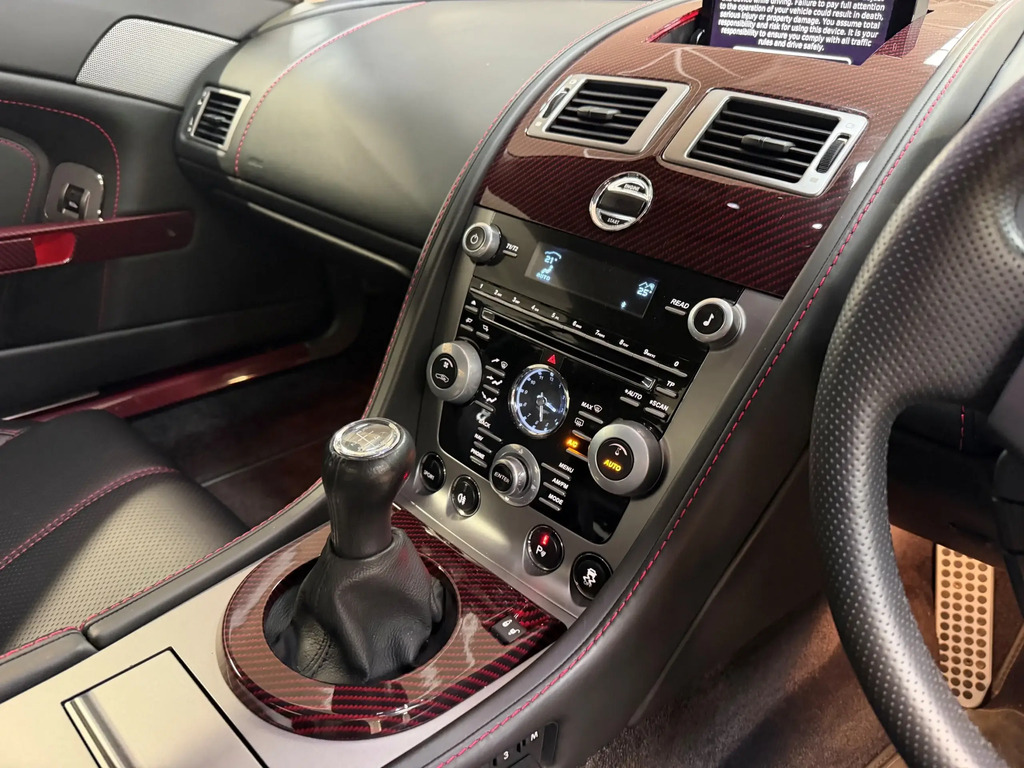 Aston Martin Vantage V8 Sportshift II Euro 6 Black #10