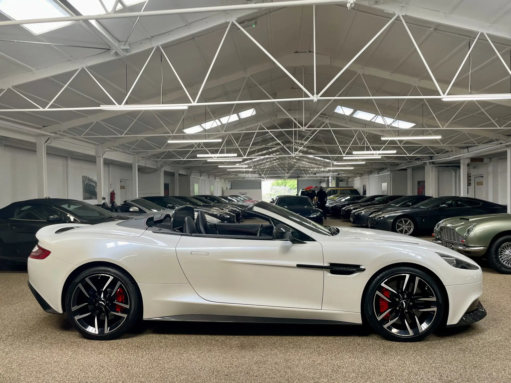 Aston Martin Vanquish V12 Carbon Black Ed 22 Touchtronic Silver #7