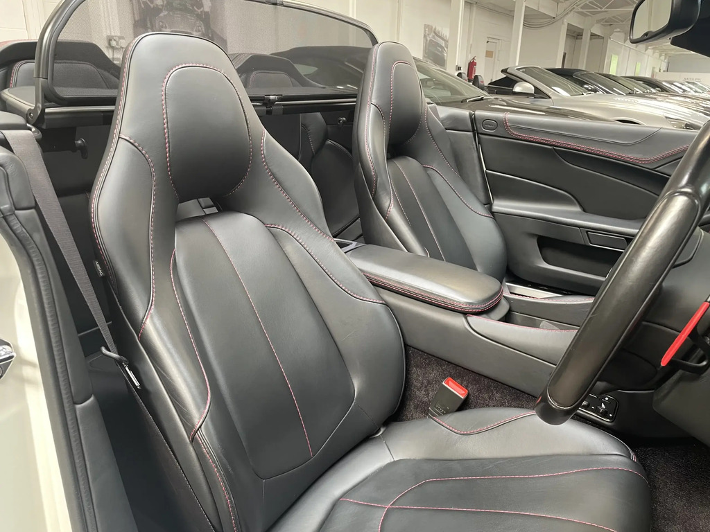 Aston Martin Vanquish V12 Carbon Black Ed 22 Touchtronic Silver #10