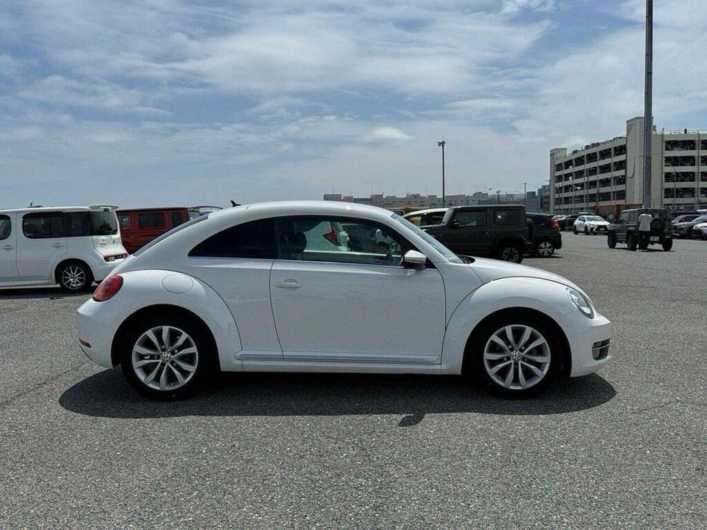 Volkswagen Beetle 1.6 Tdi Bluemotion Tech Design Cabriolet Dsg Euro Black #7