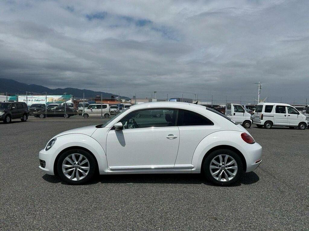 Volkswagen Beetle 1.6 Tdi Bluemotion Tech Design Cabriolet Dsg Euro Black #6