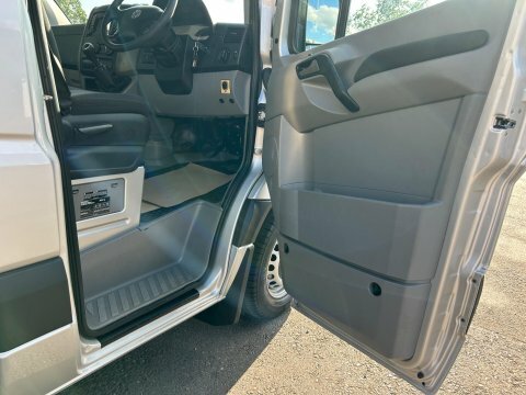 Volkswagen Crafter Cr35 Tdi Hr Pv White #11