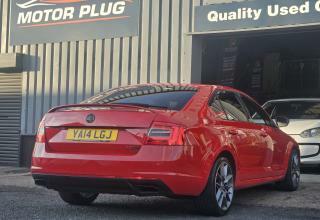 Skoda Octavia 2.0 Tdi Vrs Hatchback Dsg Euro 5 Ss Red #6