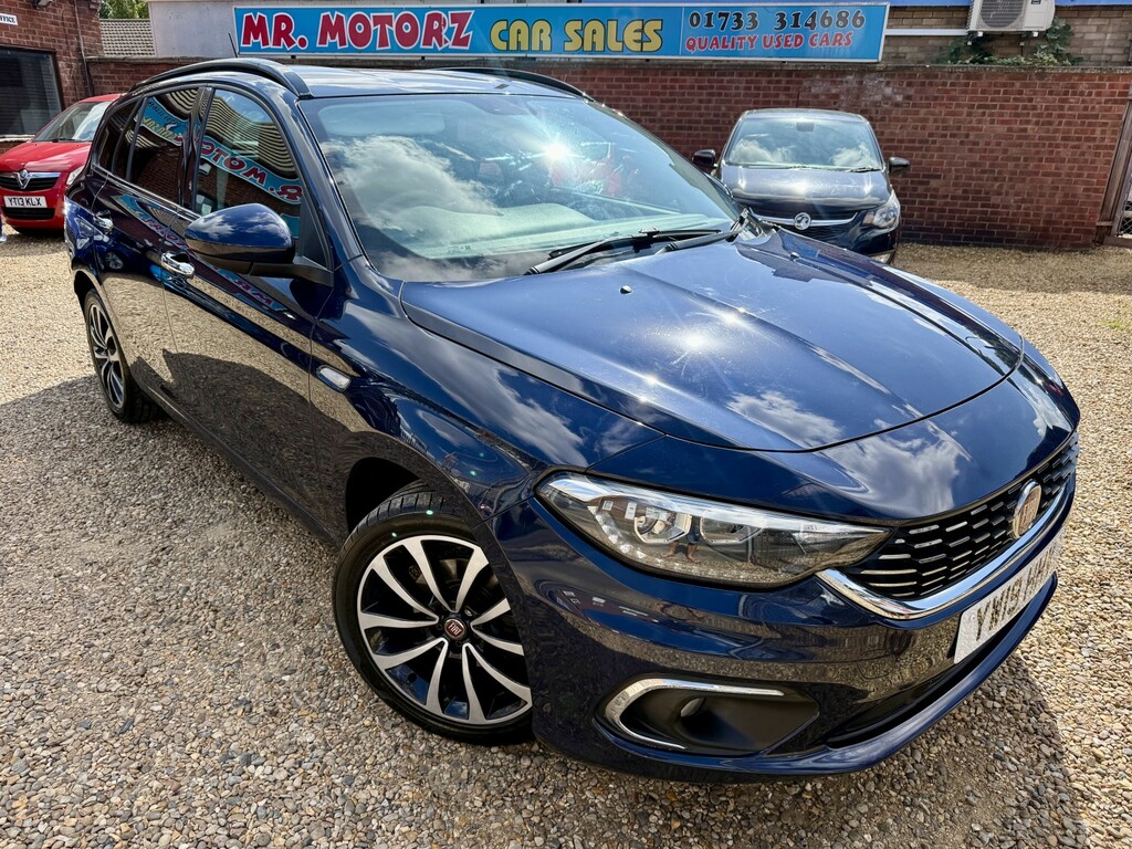 Fiat Tipo 1.6 Multijetii Lounge Euro 6 Ss Grey #1