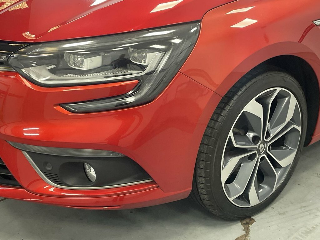 Renault Megane 1.2L Signature Nav Red #4