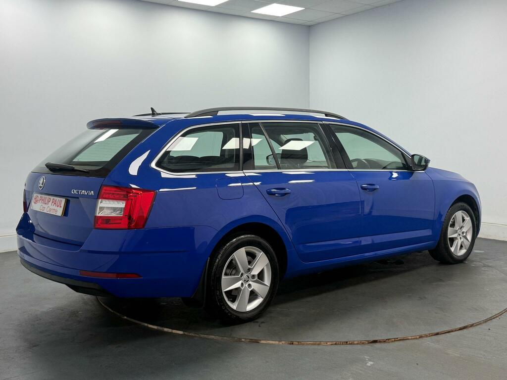 Skoda Octavia 1.6 Tdi Se Technology Blue #3