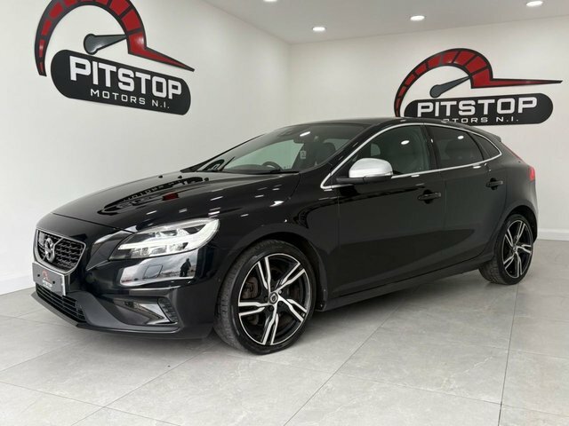 Volvo V40 D2 R-design Edition Hatchback Black