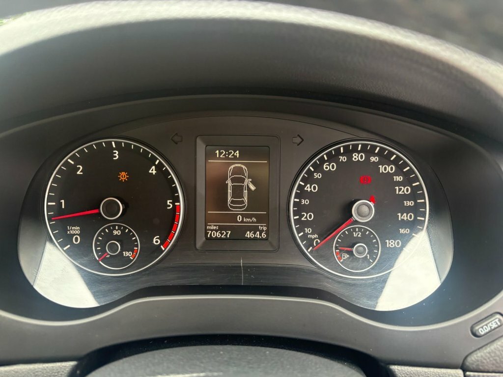 Volkswagen Jetta 1.6 Tdi Cr Bluemotion Tech Sport White #11
