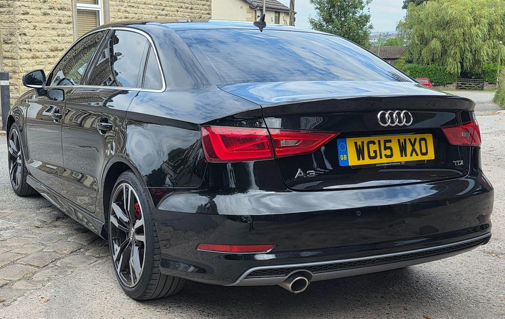 Audi A3 1.6 Tdi S Line S Tronic Euro 6 Ss Black #4