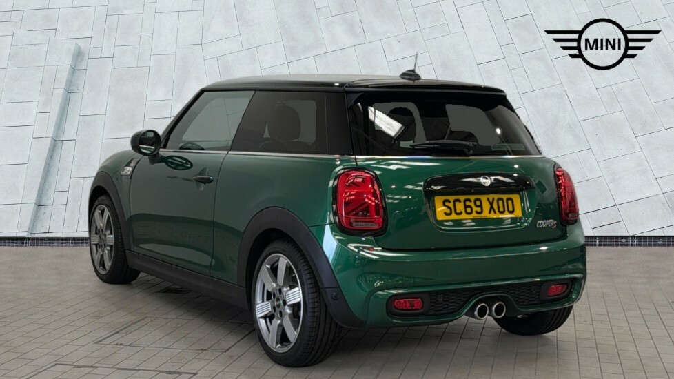 Mini Hatch 60 Years Edition Green #3