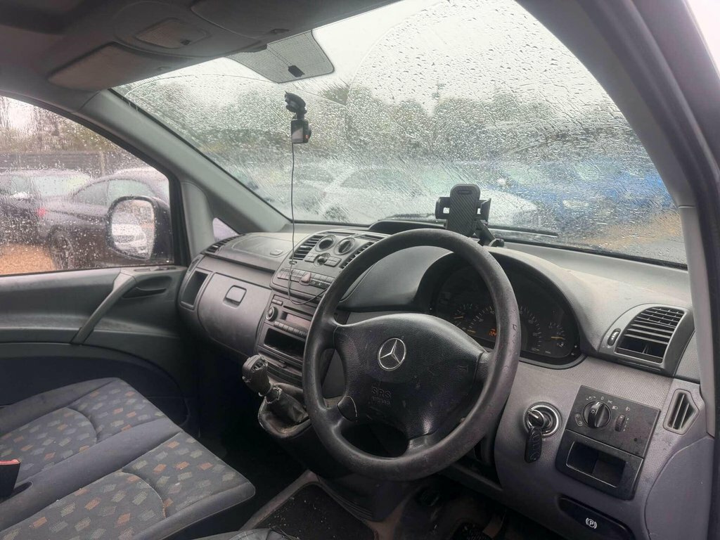 Mercedes-Benz Vito Mpv Black #10