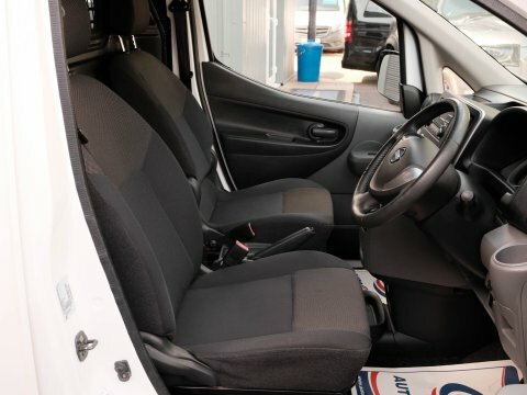 Nissan e-NV200 Tekna Swb Rapid Plus White #20
