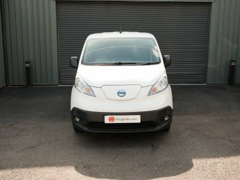 Nissan e-NV200 Tekna Swb Rapid Plus White #4
