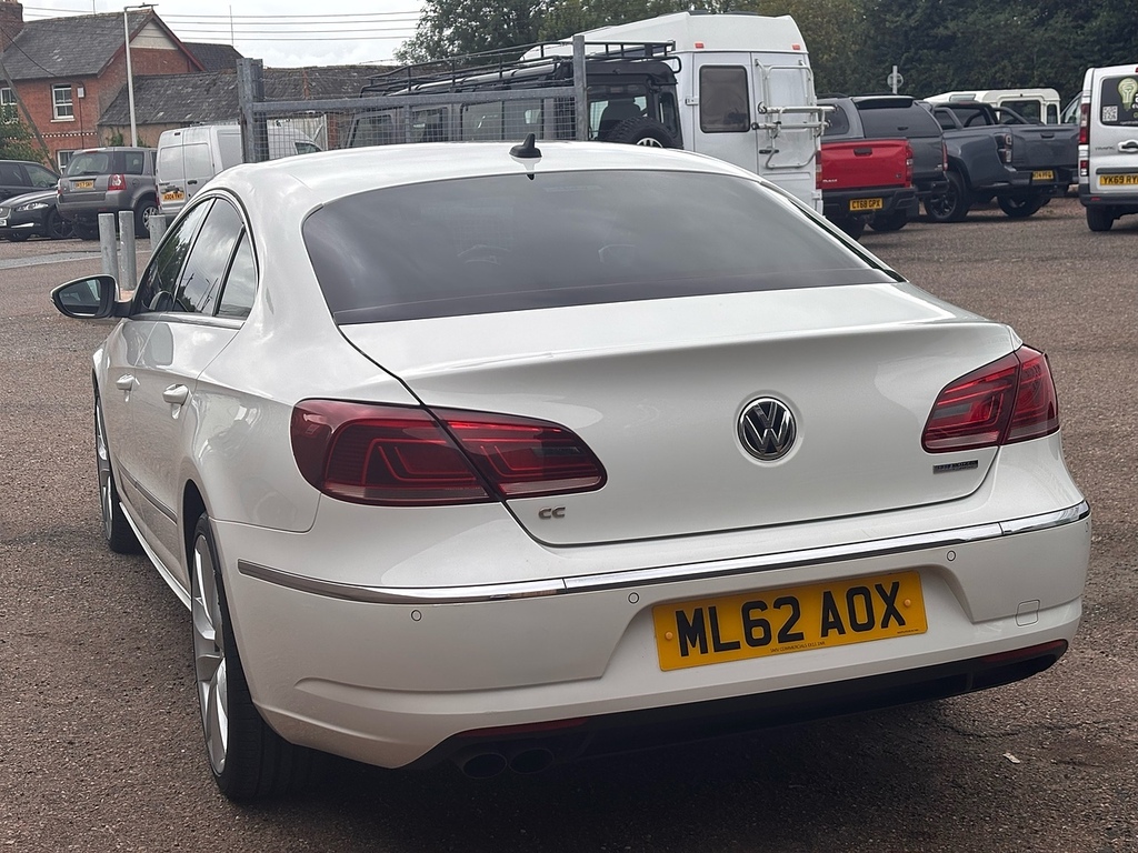 Volkswagen CC Tdi Bluemotion Tech Gt White #6