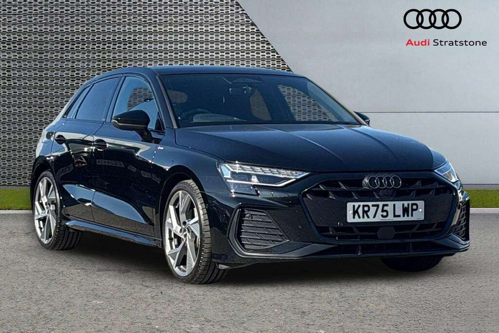 Audi A3 1.5 Tfsi 150 Black Edition S Tronic 2026 KR75LWP Black