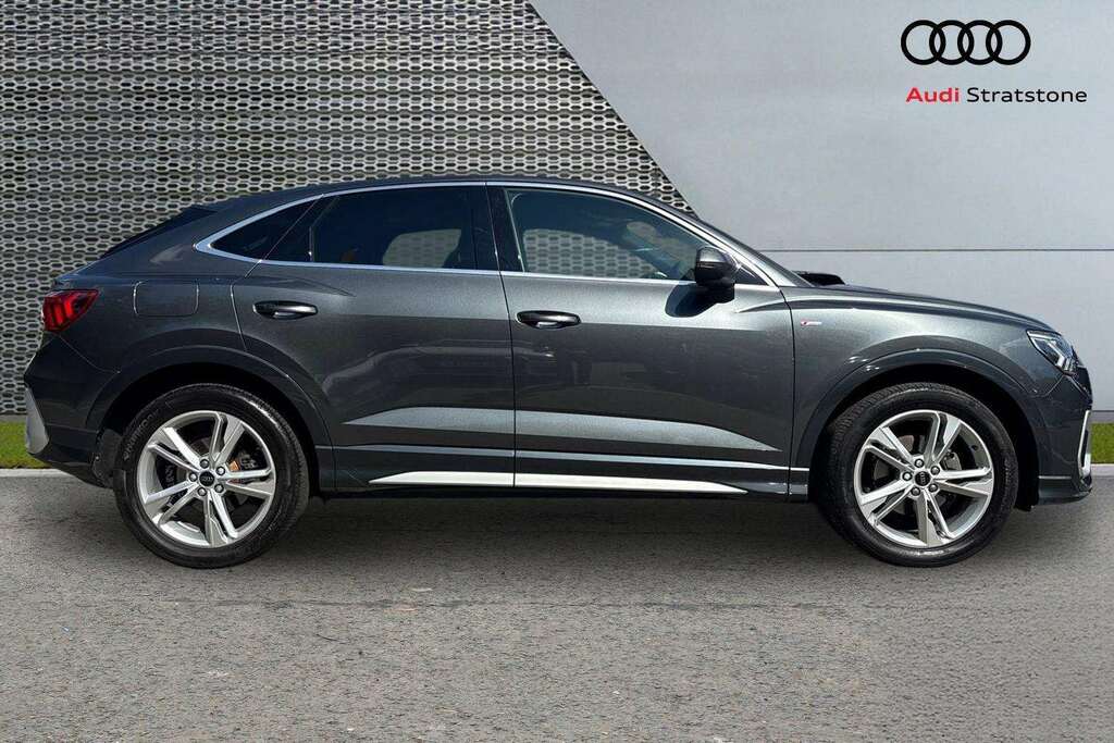 Audi Q3 35 Tfsi S Line S Tronic Leather 2024 BV74FYJ Grey #4