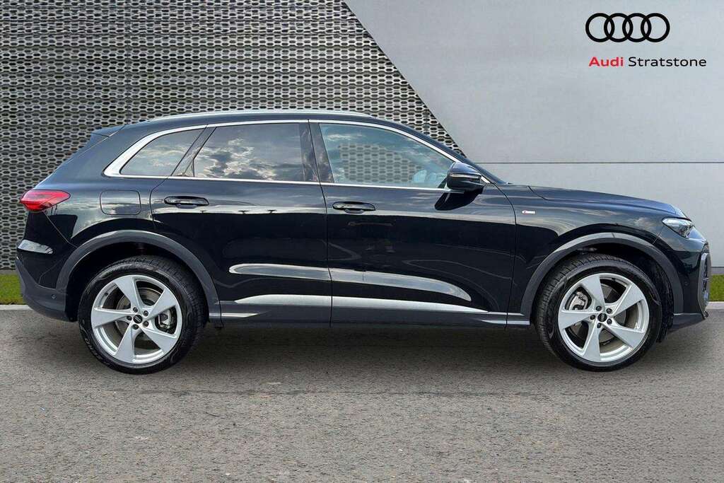 Audi Q5 2.0 Tdi Quattro S Line S Tronic 2025 Black #4
