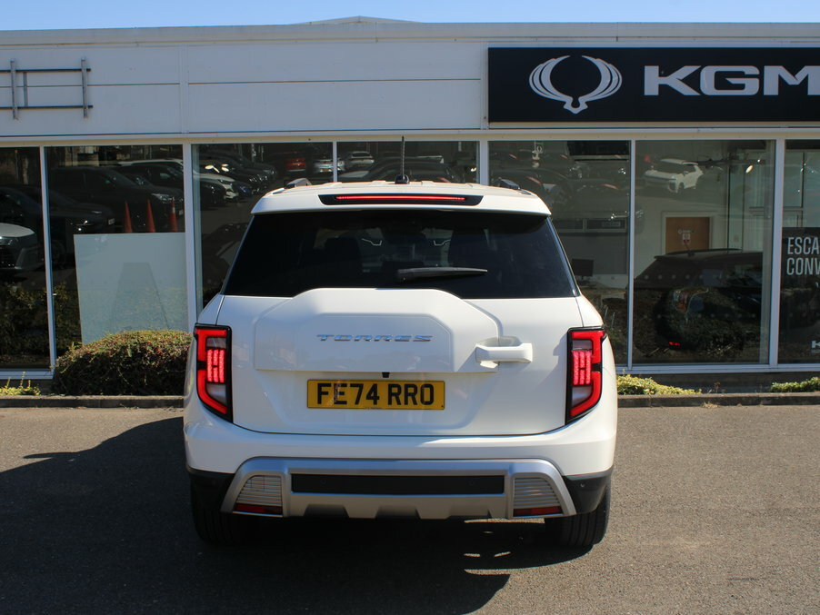 SsangYong Torres 1.5 K30 White #6