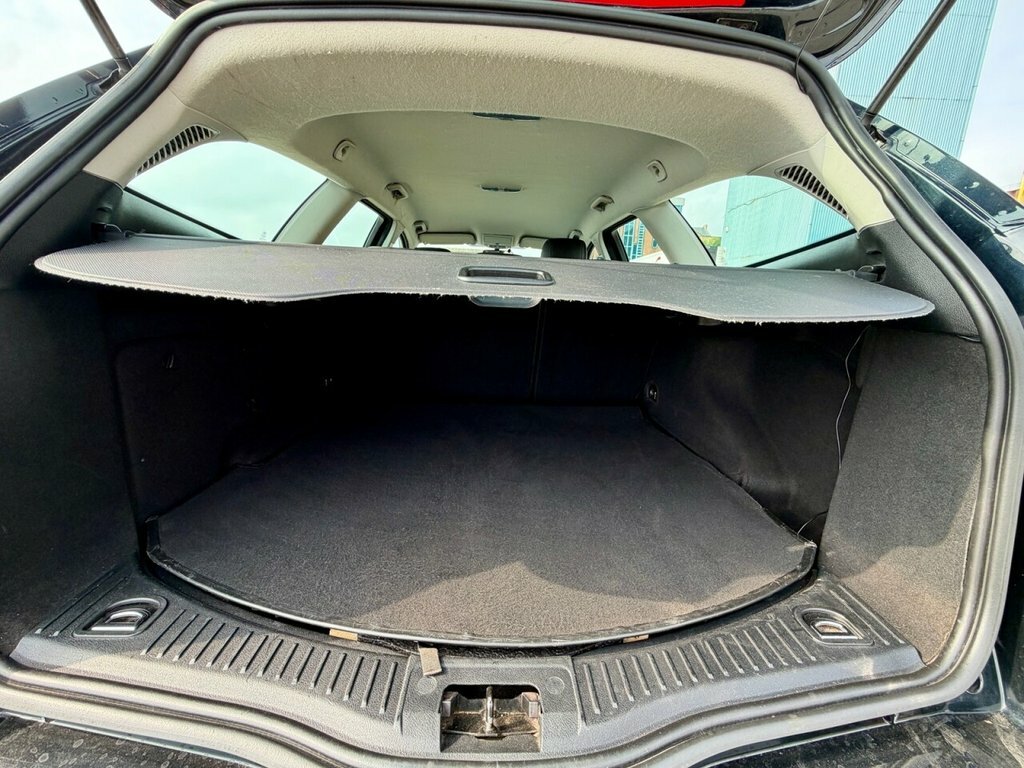 Ford Mondeo Titanium X Tdci 5-Door Silver #32