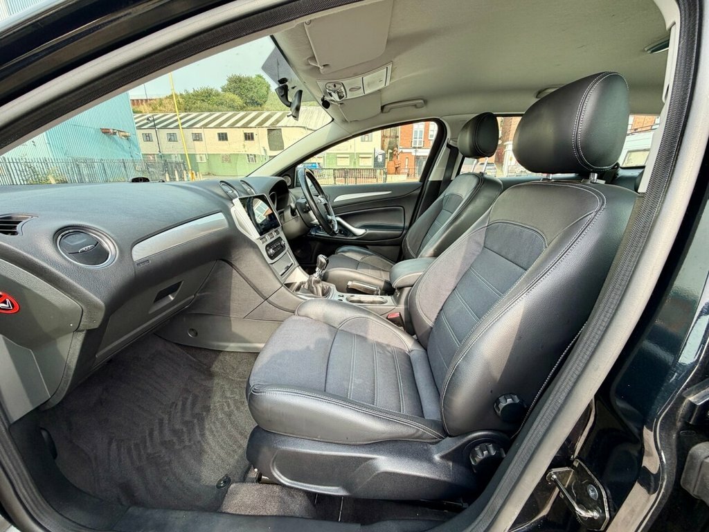 Ford Mondeo Titanium X Tdci 5-Door Silver #31