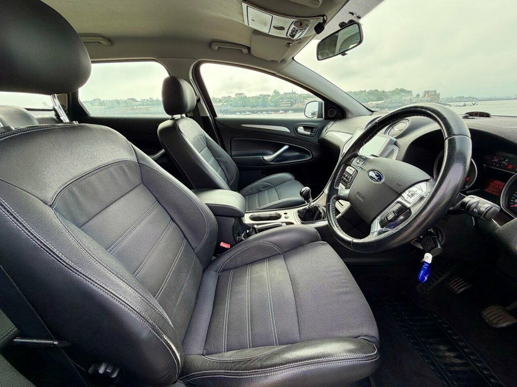 Ford Mondeo Titanium X Tdci 5-Door Silver #8