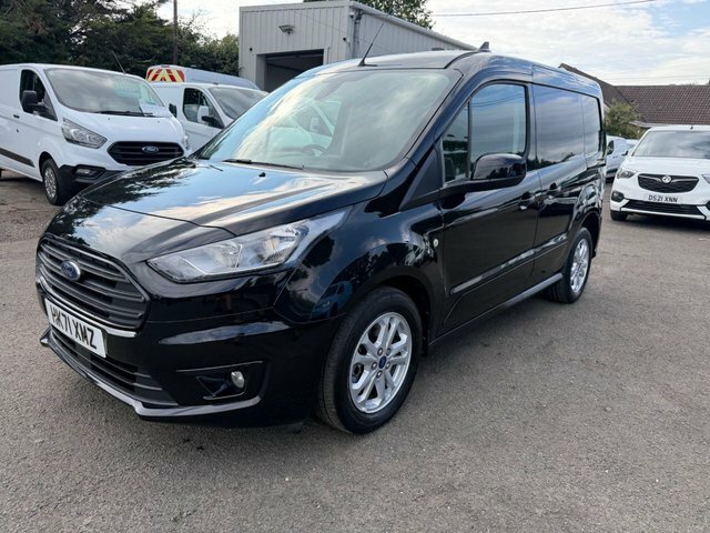 Ford Transit Connect 200 Ecoblue Limited Panel Black