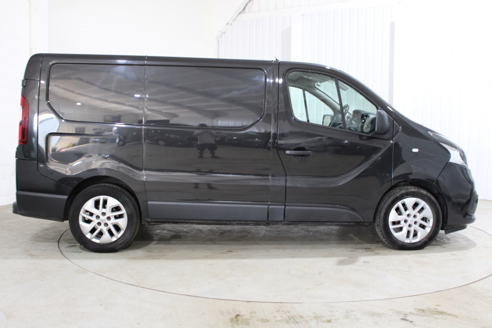 Renault Trafic Trafic Sl27 Sport Nav Energy Dci FE67KHV #2
