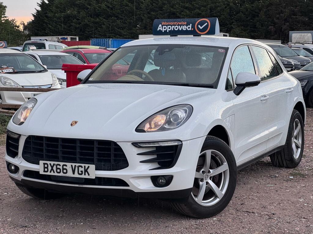 Porsche Macan 2.0T Suv Pdk 4Wd S S 252 Ps White #2