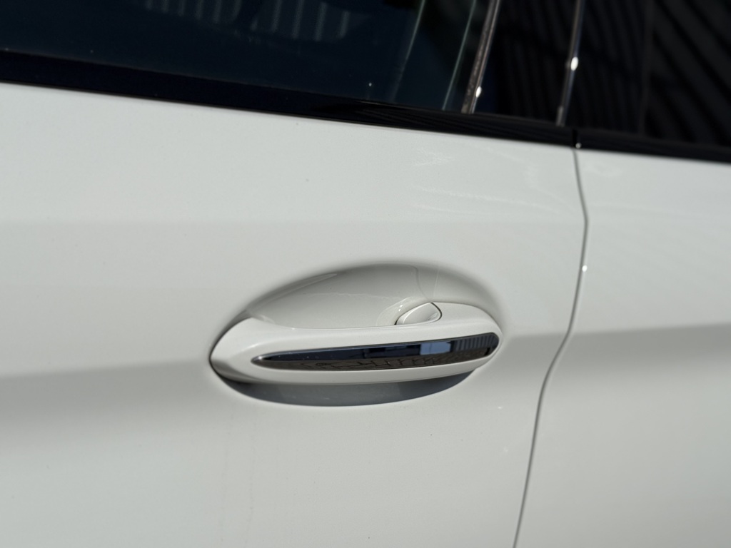 BMW 5 Series 530I M Sport White #5
