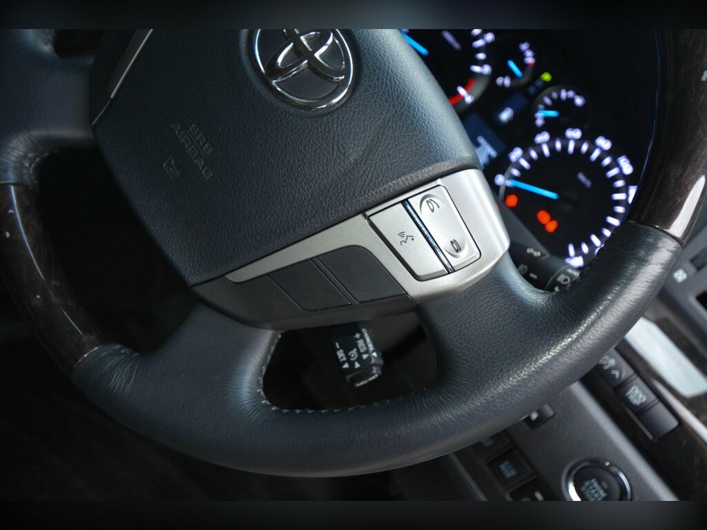 Toyota Vellfire 2.4 201212 8 Seats Double S Black #48