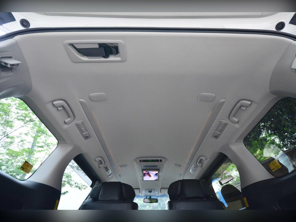 Toyota Vellfire 2.4 201212 8 Seats Double S Black #41