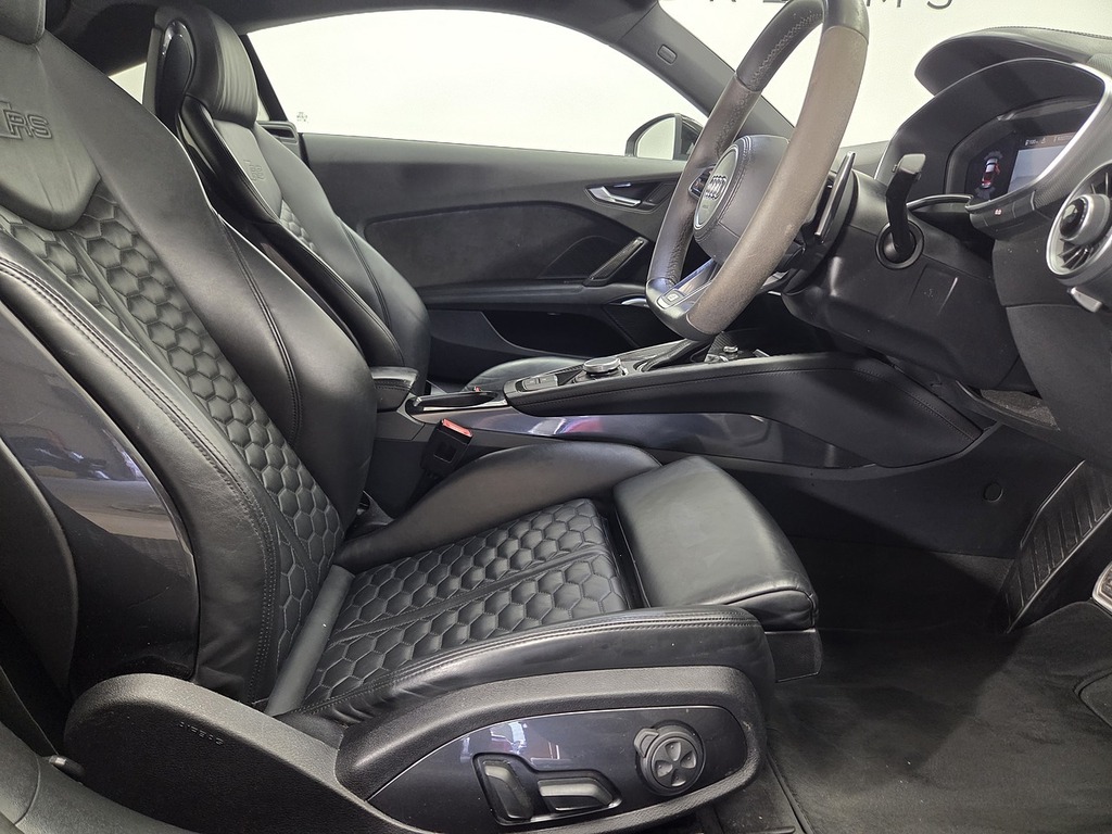 Audi TT RS 2.5 Tfsi Sport Edition Coupe S Tronic Q Black #3