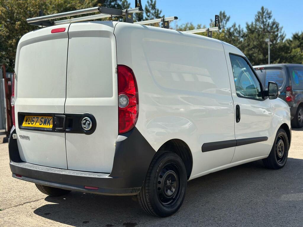 Vauxhall Combo Temperature Controlled 1.3 Cdti 2000 16V Fwd L1 H1 White #4
