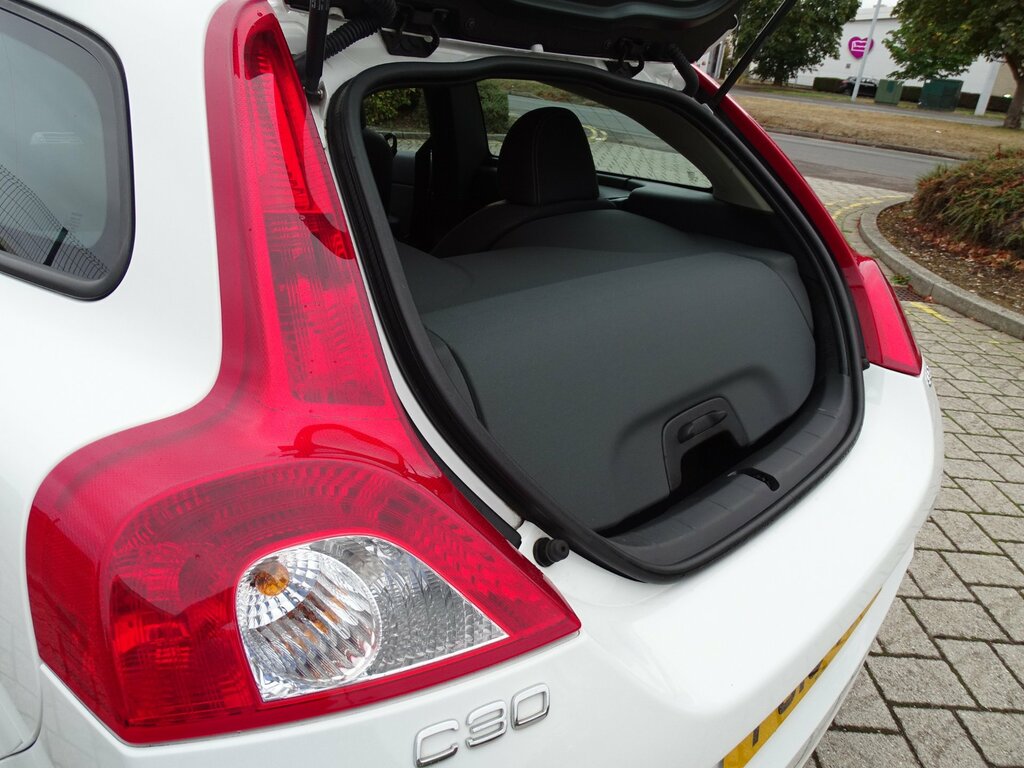 Volvo C30 2.0L 2.0D Se Sports Coupe Powershift Euro 4  #36
