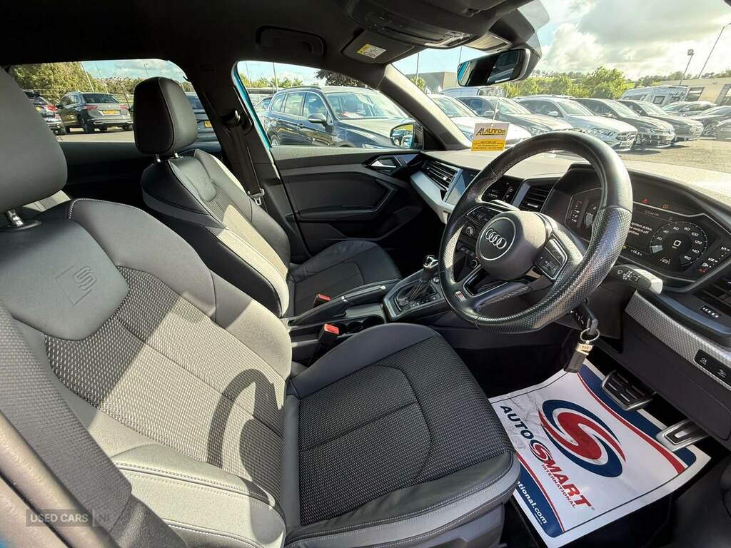 Audi A1 30 Tfsi 110 S Line S Tronic Blue #3
