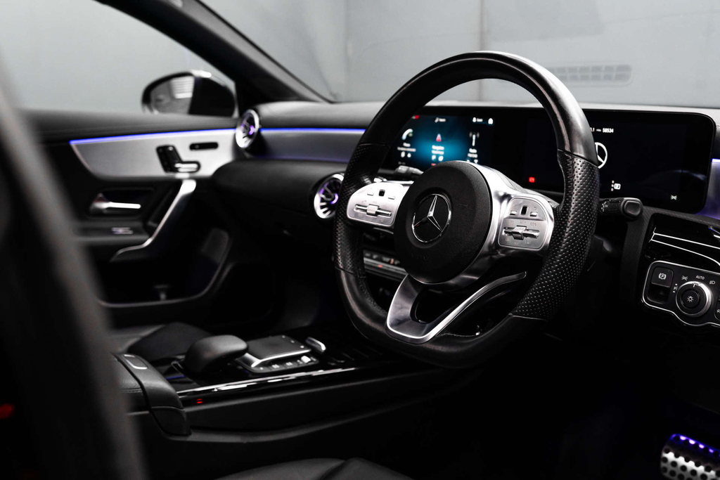 Mercedes-Benz CLA Class Cla 180 Amg Line Premium Plus Tip Grey #20
